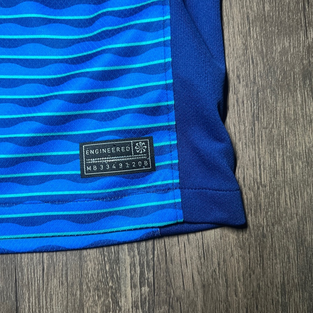 Nike Blue and Green Striped Jersey - Picture 2 of 7